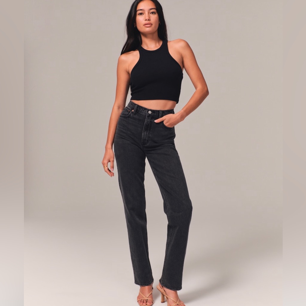 Nwt Abercrombie & Fitch Black ‘90s Straight Ultra High Rise Jean Size 26/2 Long